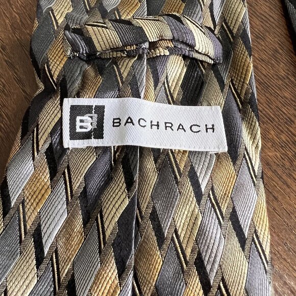 Bachrach Mens‎ Geometric Pattern Silk Tie - Picture 4 of 5